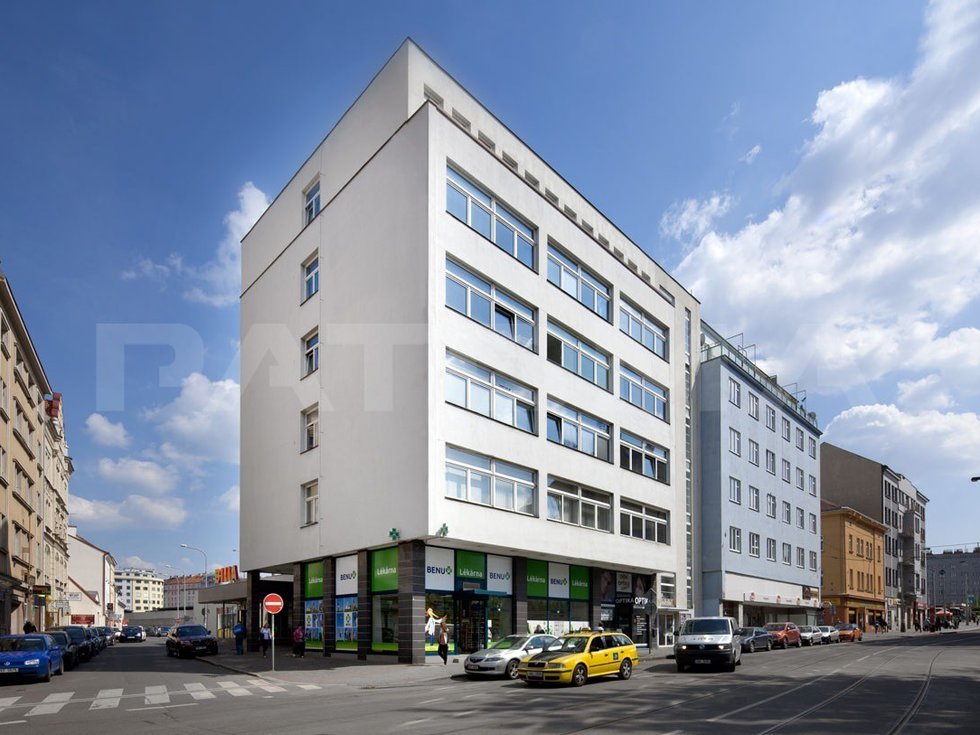 Pronájem kanceláře 60 m², Praha