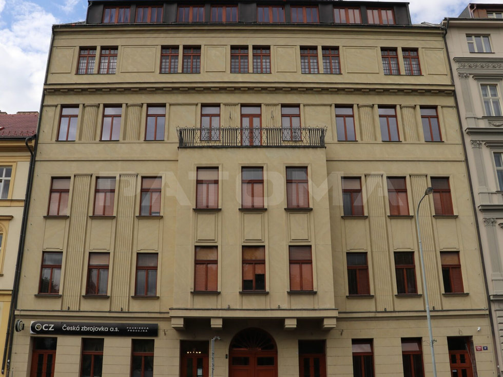 Pronájem kanceláře 101 m², Praha