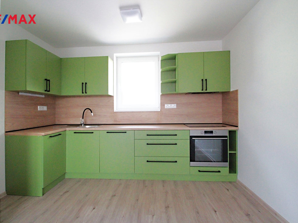 Pronájem bytu 2+kk 50 m², Cerhenice
