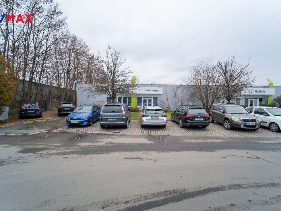 Pronájem skladu 550 m², Kolín