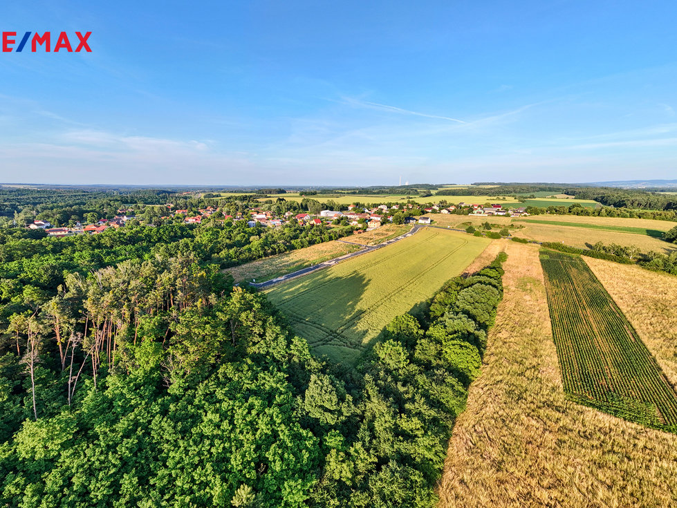 Prodej stavební parcely 888 m², Týnec nad Labem