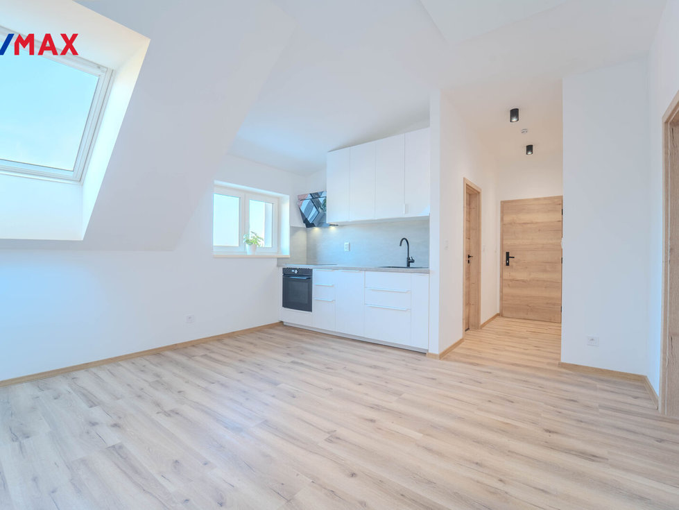 Pronájem bytu 2+kk 36 m², Kolín