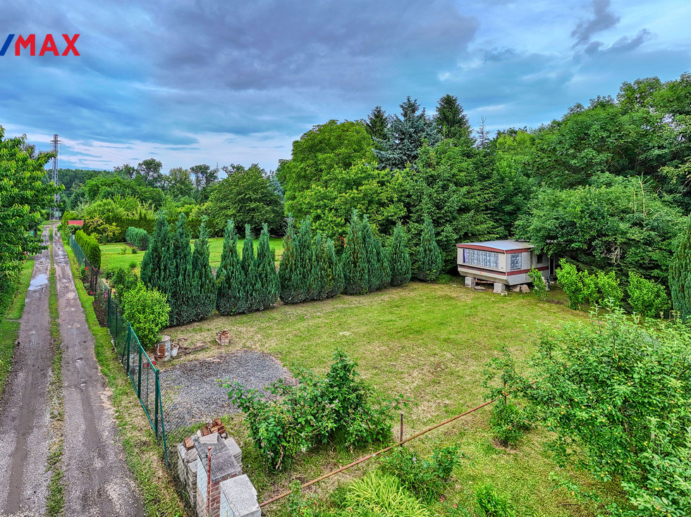 Prodej zahrady 442 m², Kolín