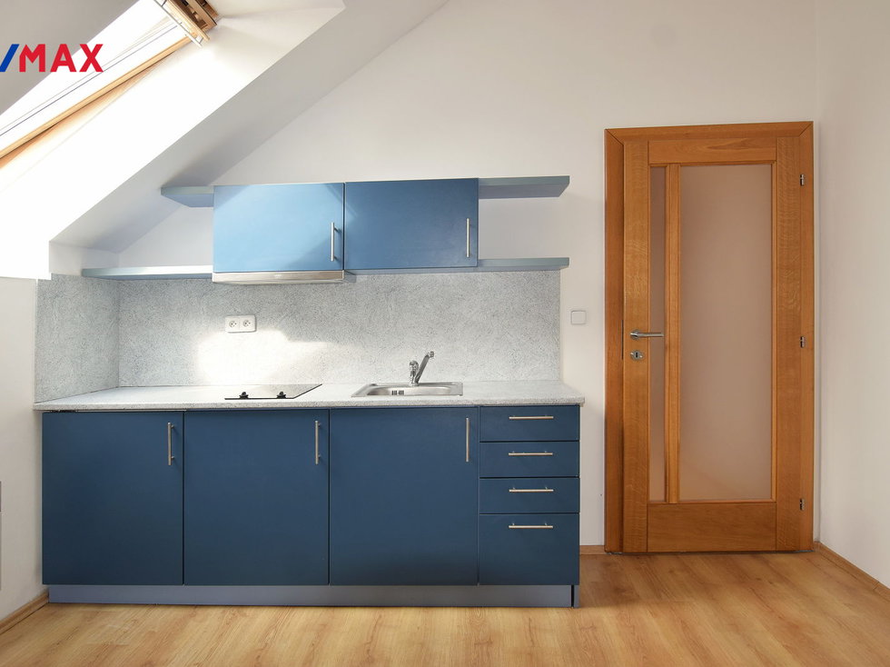 Pronájem bytu 1+1 34 m², Vrbová Lhota