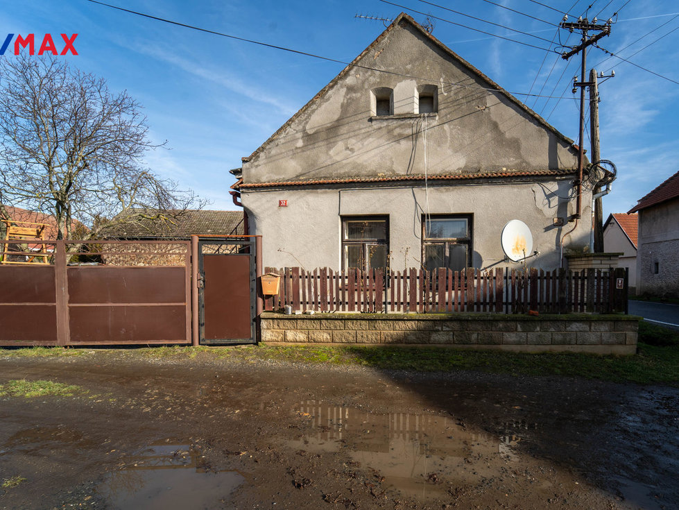 Prodej rodinného domu 170 m², Dolní Chvatliny