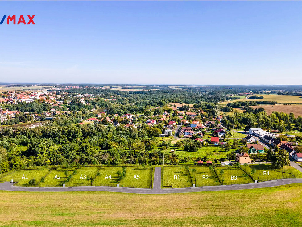 Prodej stavební parcely 911 m², Týnec nad Labem