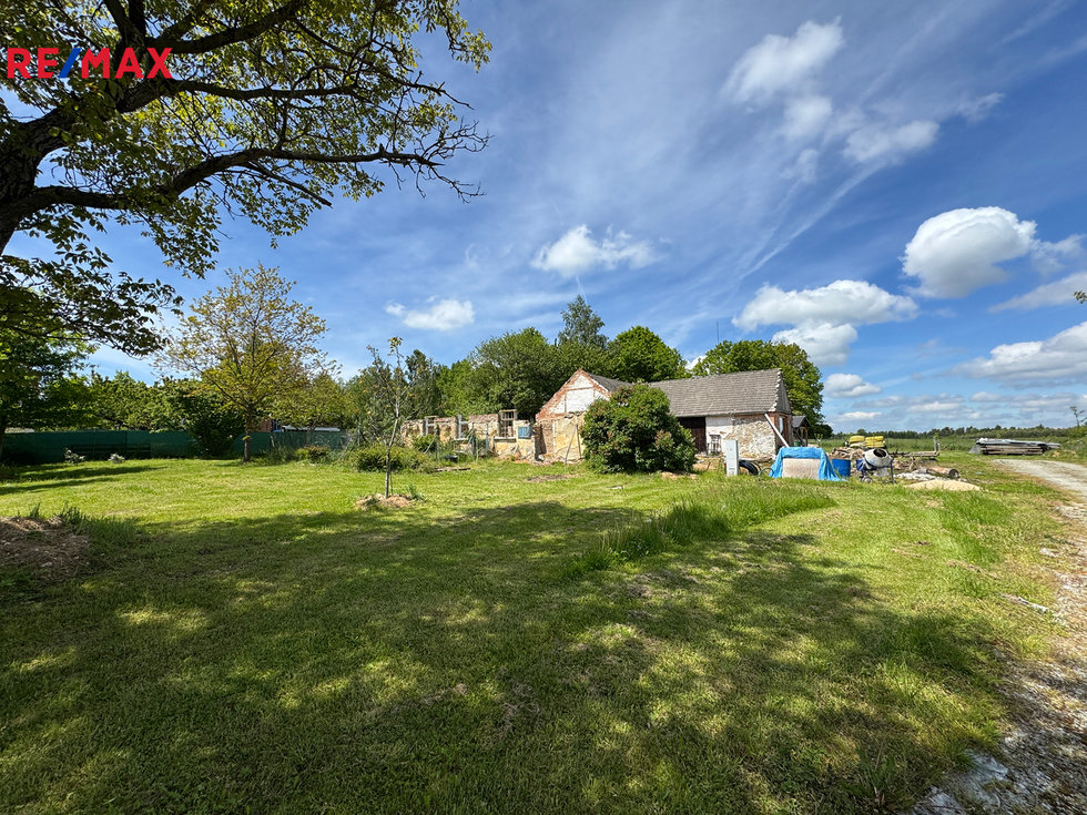 Prodej stavební parcely 3616 m², Horní Stropnice