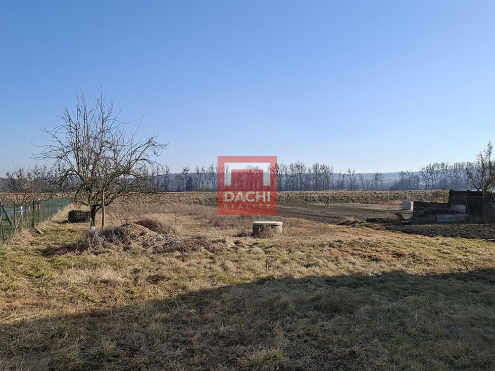 Prodej stavební parcely 1457 m², Moravičany