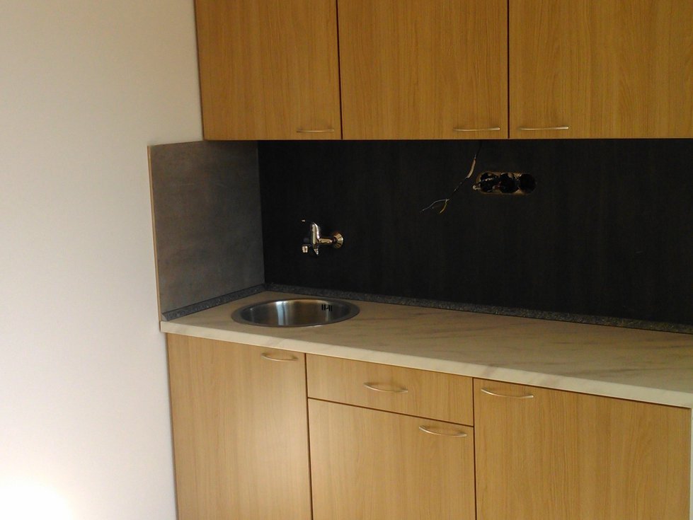 Pronájem bytu 2+kk 34 m², Ločenice