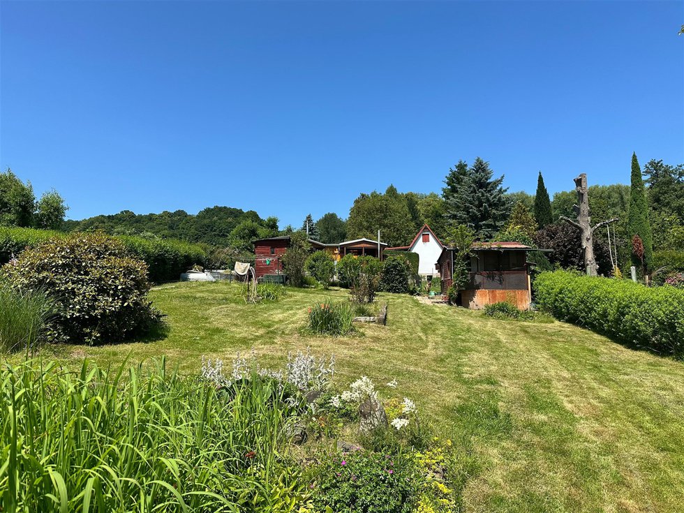 Prodej zahrady 452 m², Benešov nad Ploučnicí