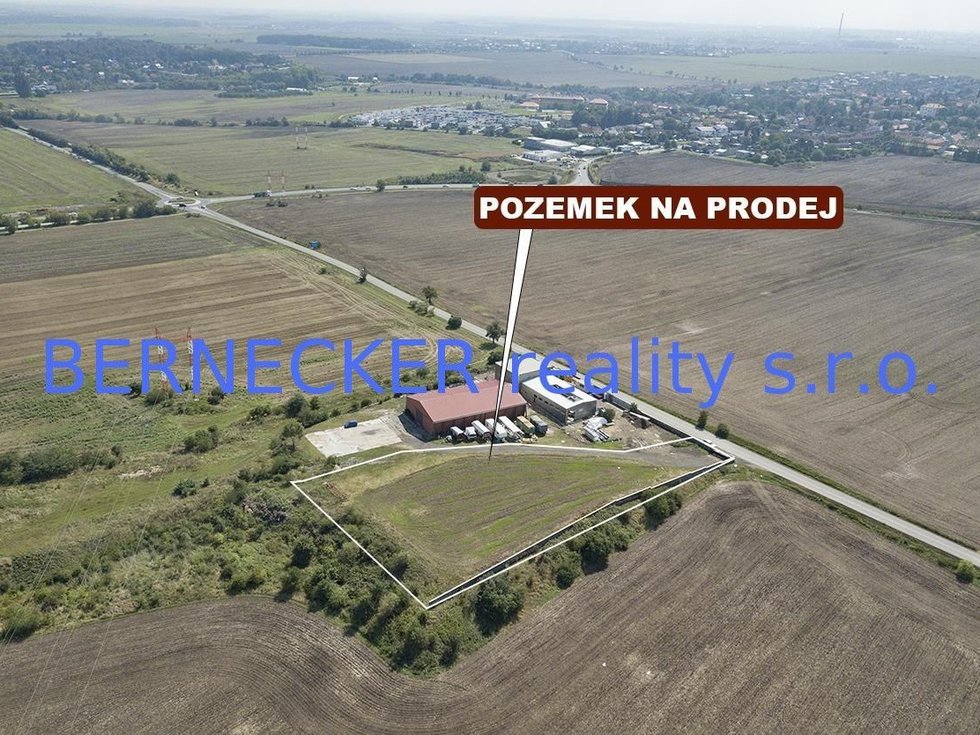 Prodej komerčního pozemku 6269 m², Bašť