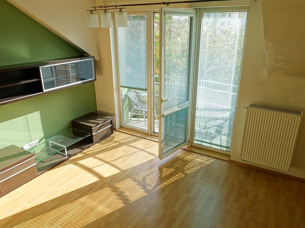Pronájem bytu 3+kk 65 m², Praha