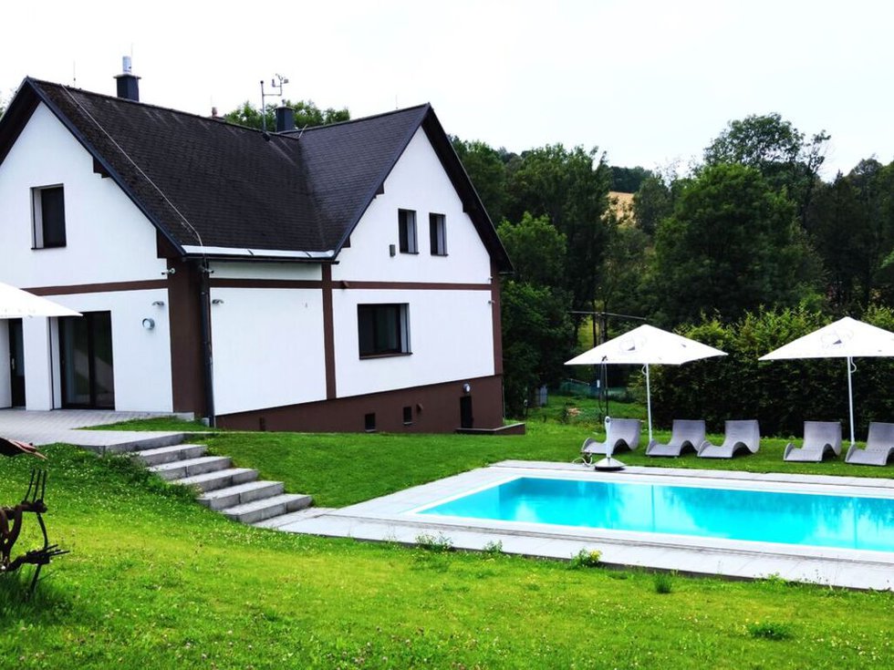 Prodej chalupy 450 m², Zlaté Hory