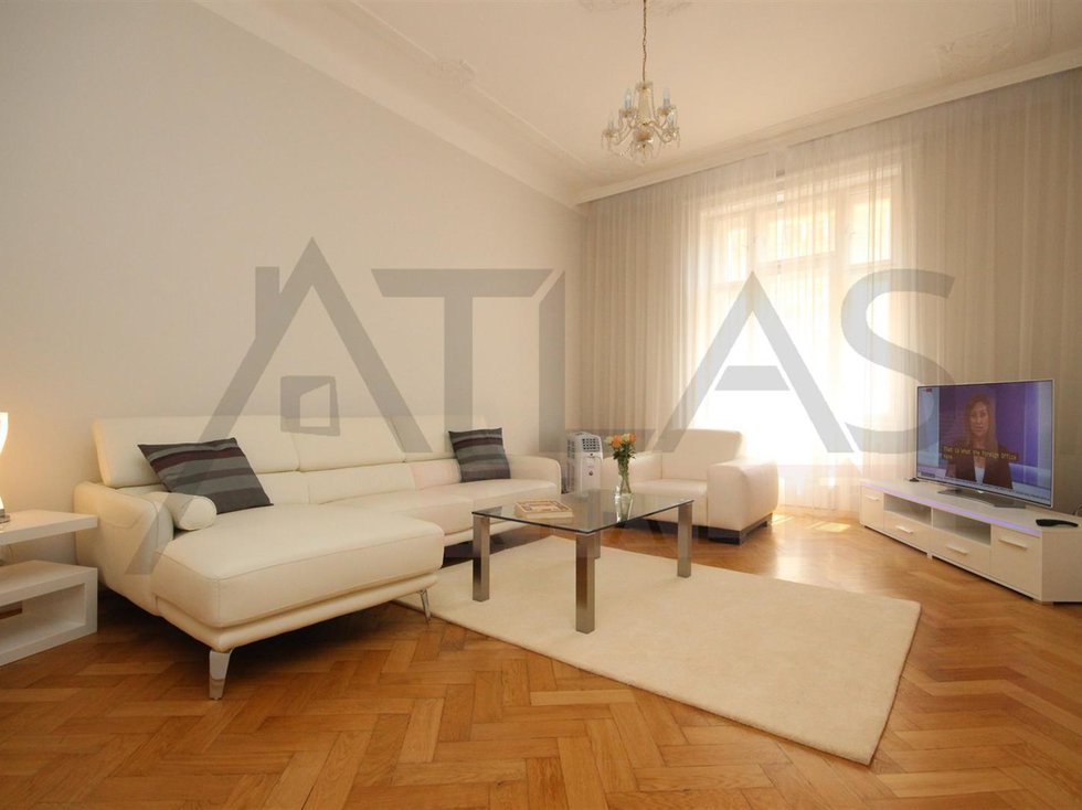 Pronájem bytu 4+1 140 m², Praha