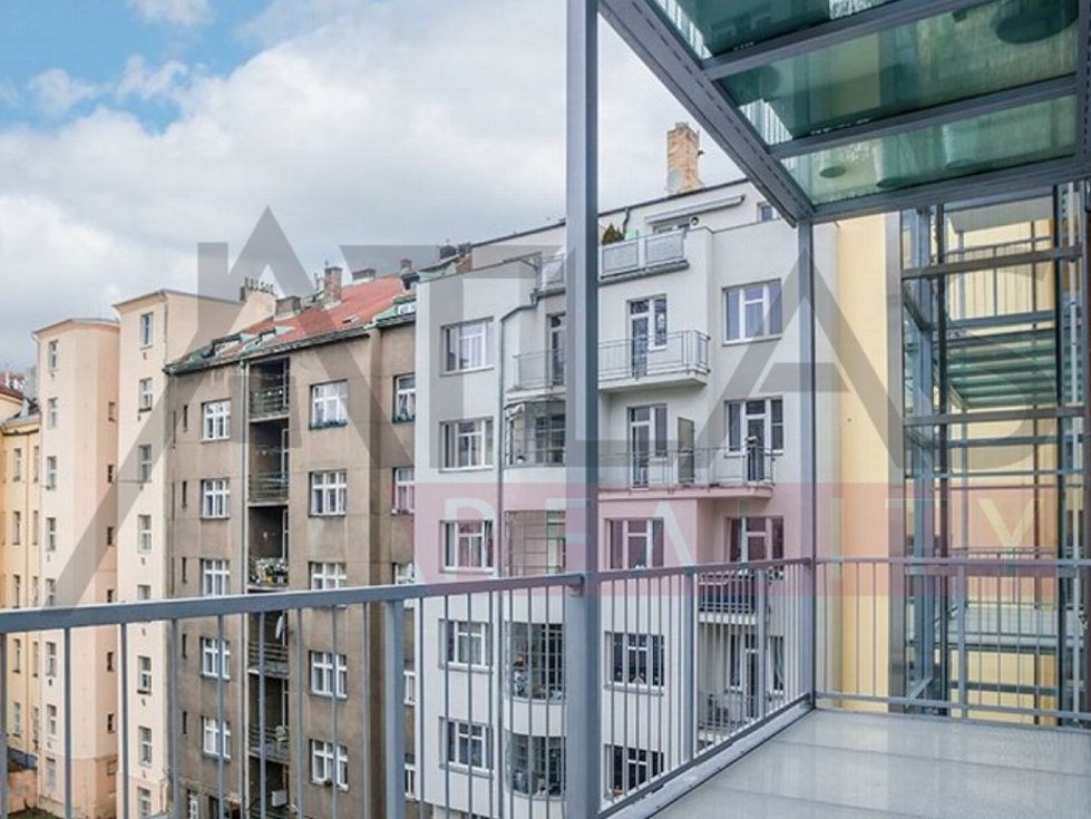 Pronájem bytu 2+kk 74 m², Praha