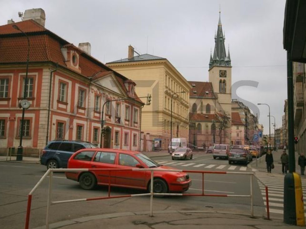 Pronájem garáže 15 m², Praha