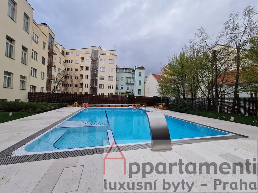 Pronájem bytu 3+kk 94 m², Praha