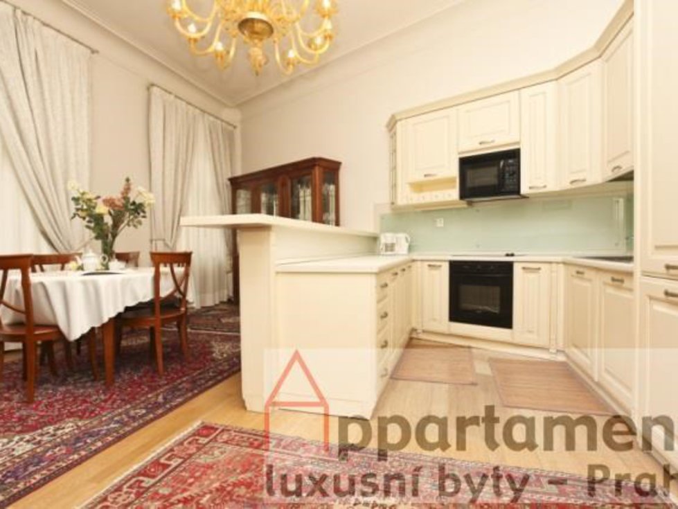 Pronájem bytu 4+kk 114 m², Praha