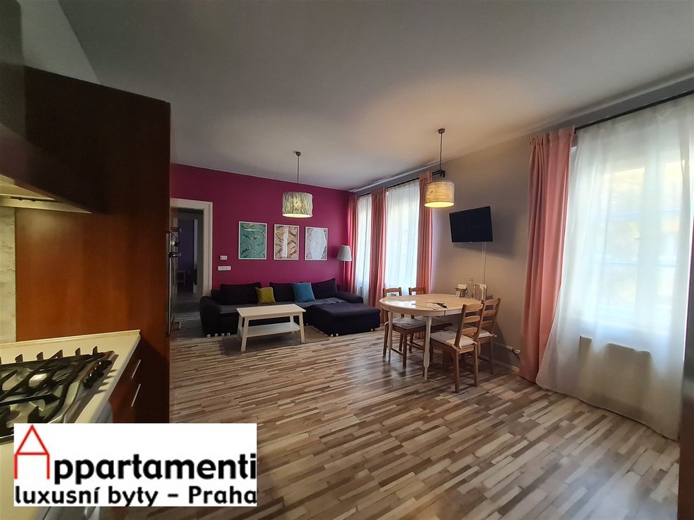 Pronájem bytu 2+kk 52 m², Praha