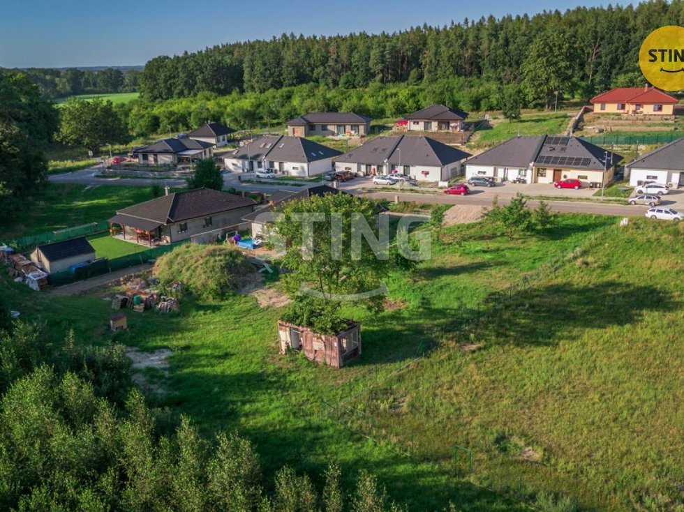 Prodej stavební parcely 1333 m², Přelouč