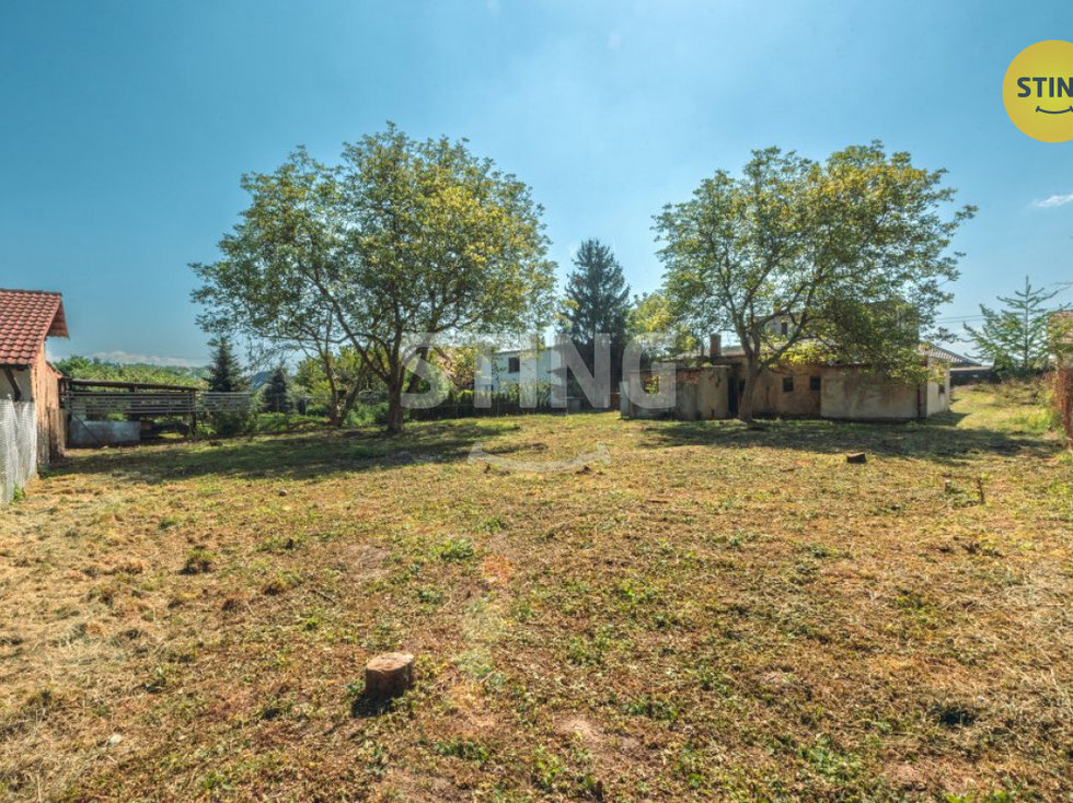 Prodej zahrady 540 m², Staré Jesenčany
