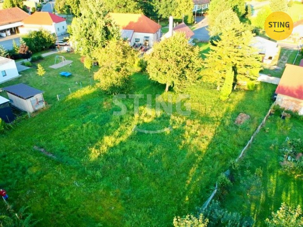 Prodej stavební parcely 750 m², Bezděkov