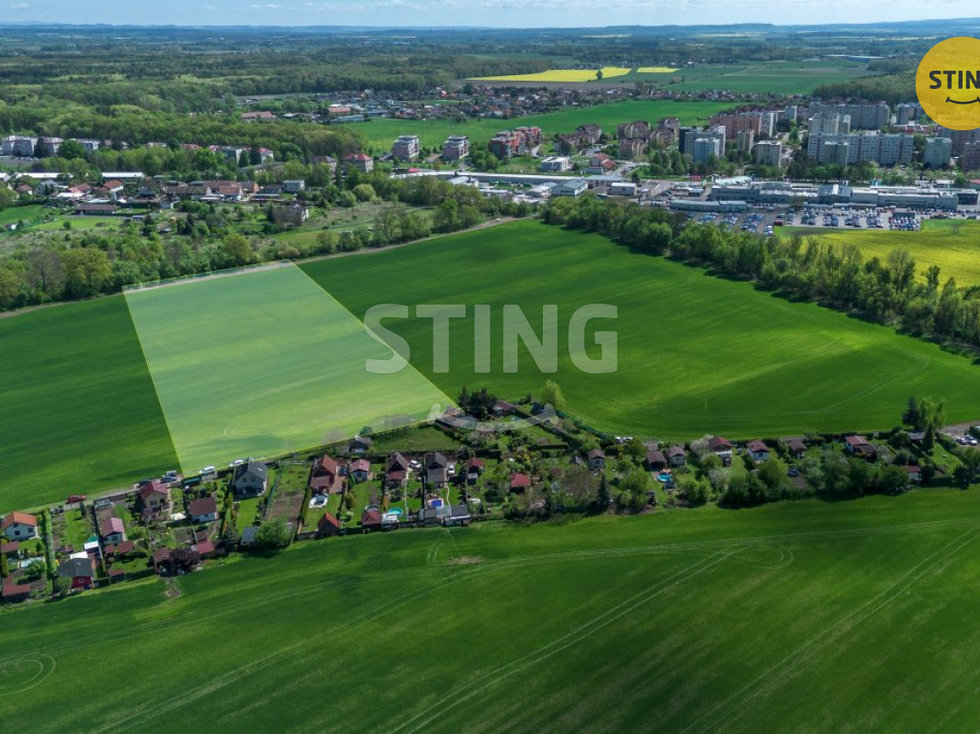 Prodej stavební parcely 19318 m², Pardubice
