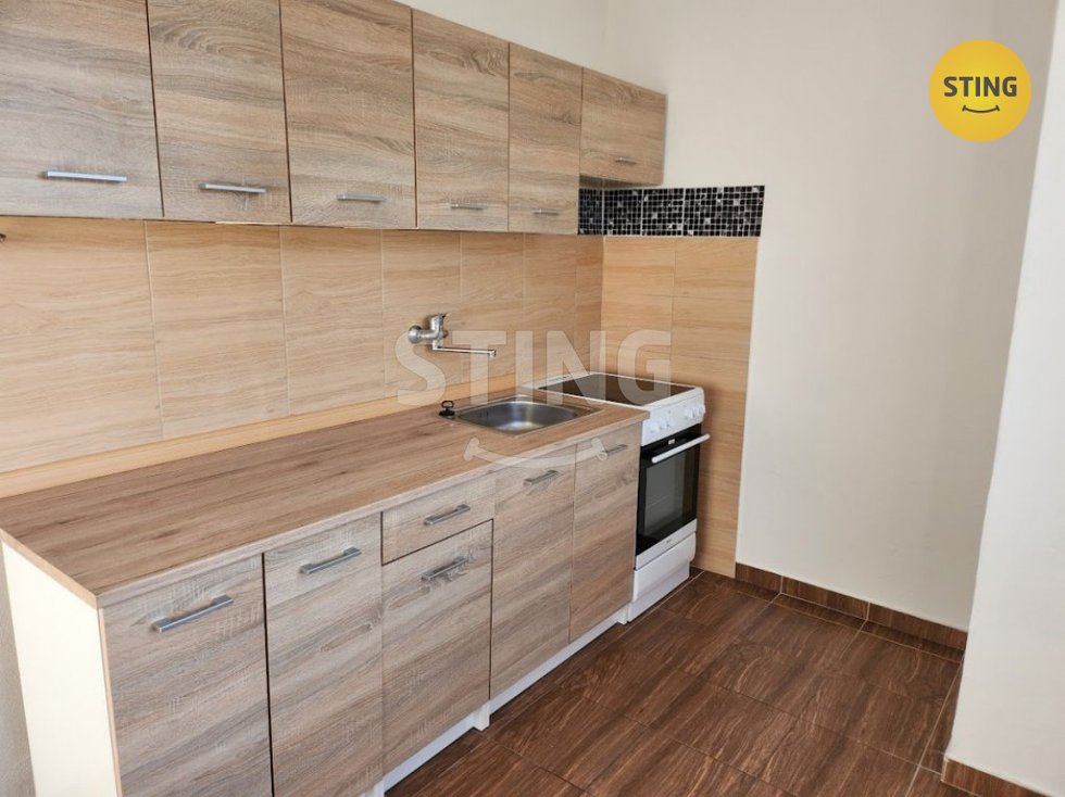 Pronájem bytu 2+1 42 m², Přerov