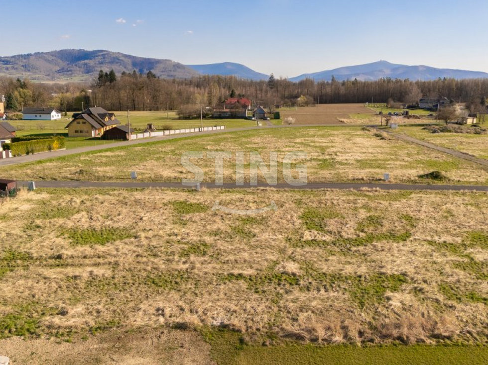 Prodej stavební parcely 1022 m², Horní Domaslavice