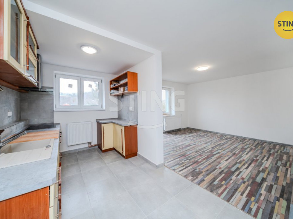 Prodej bytu 4+kk 72 m², Krhová