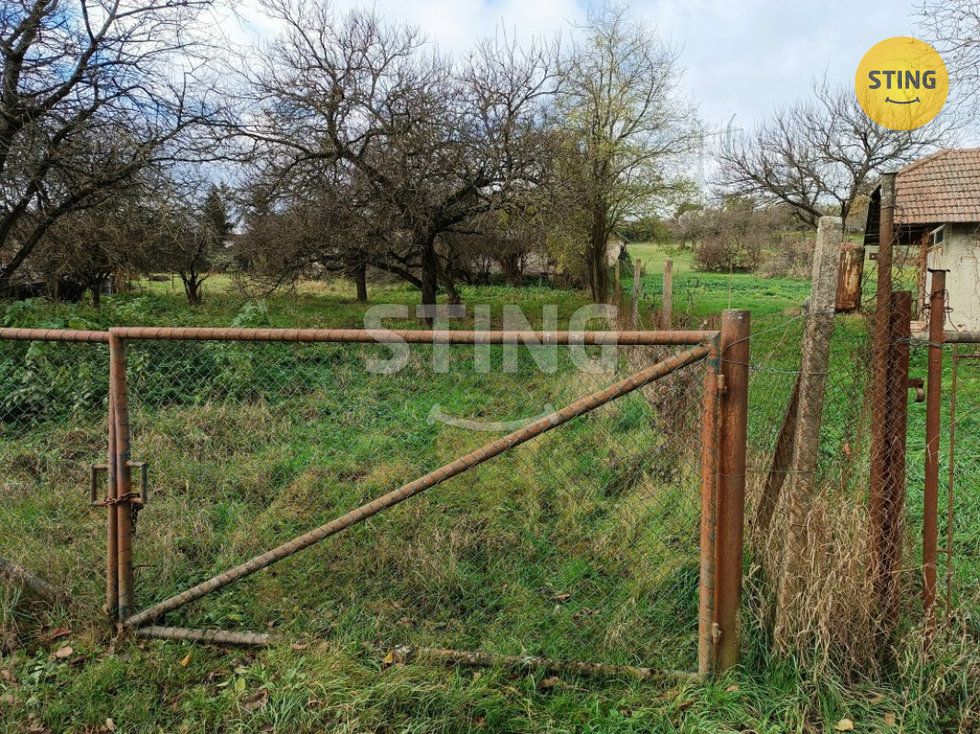 Prodej stavební parcely 894 m², Modřice