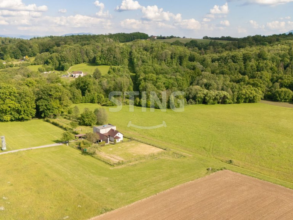 Prodej stavební parcely 3152 m², Albrechtice