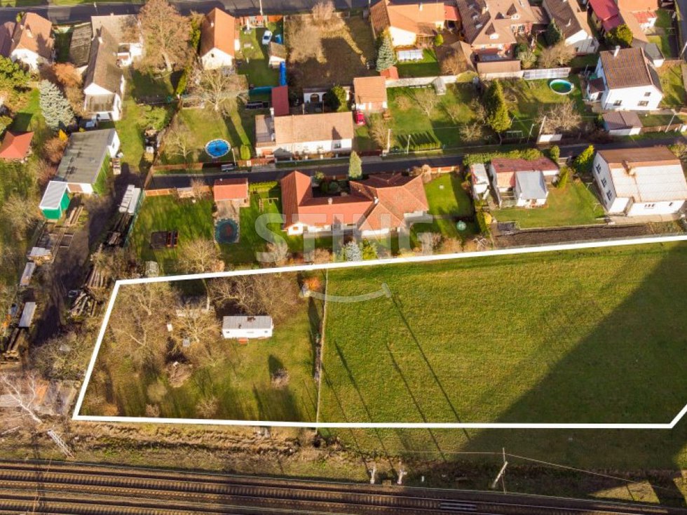 Prodej stavební parcely 2961 m², Malý Újezd