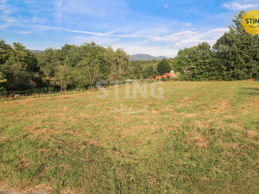 Prodej stavební parcely 1552 m², Raškovice