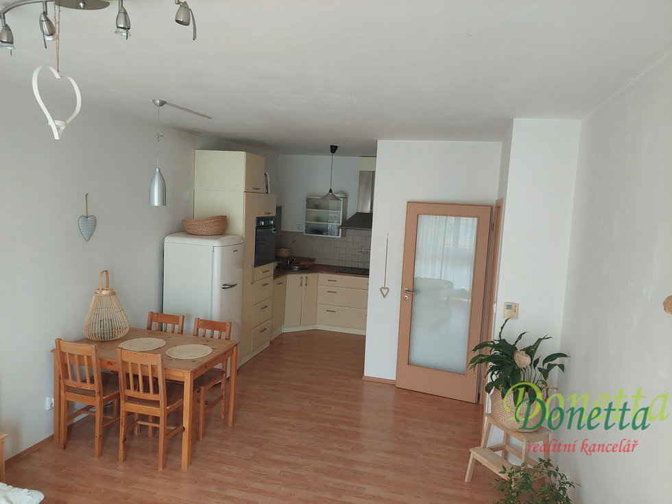 Pronájem bytu 2+kk 54 m², Hradec Králové