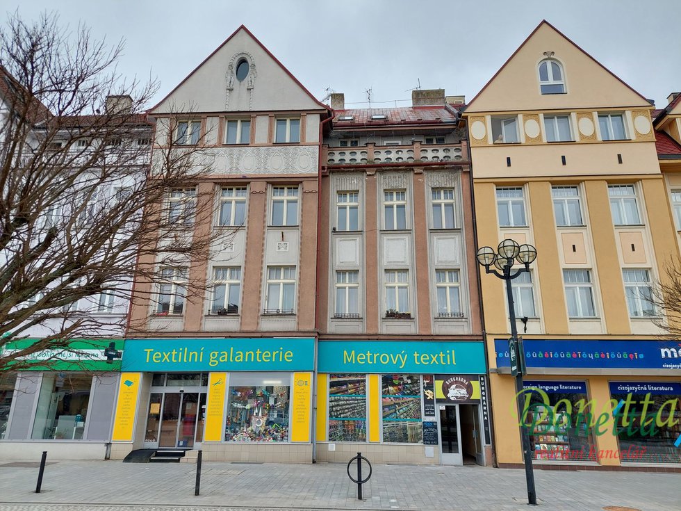 Pronájem obchodu 336 m², Hradec Králové