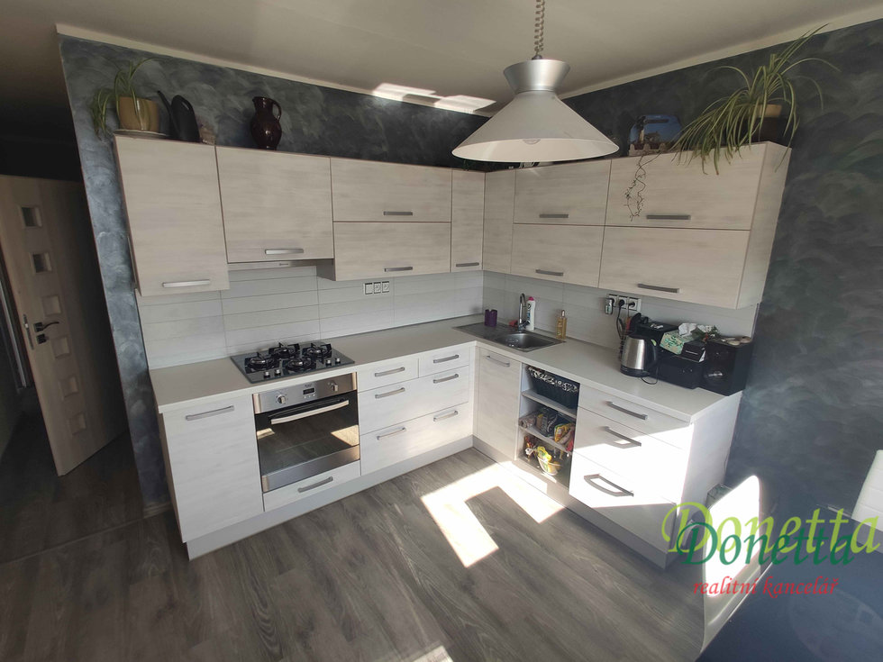 Pronájem bytu 3+1 78 m², Hradec Králové