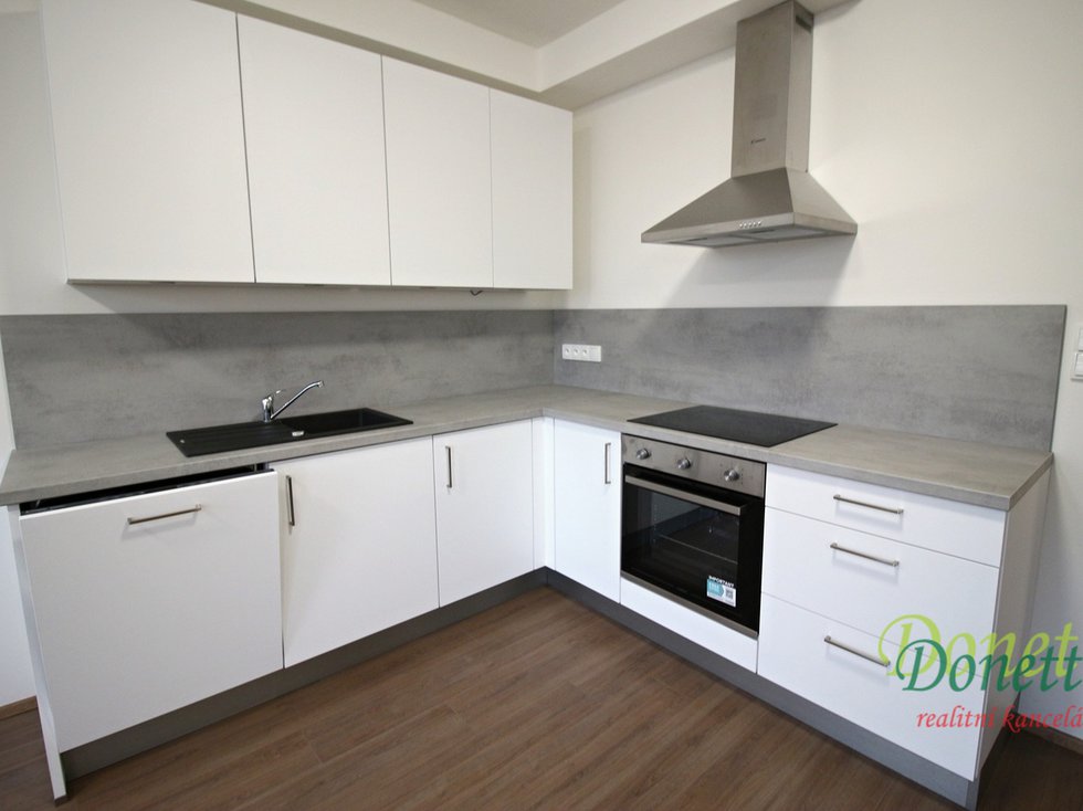 Pronájem bytu 3+kk 77 m², Horoměřice