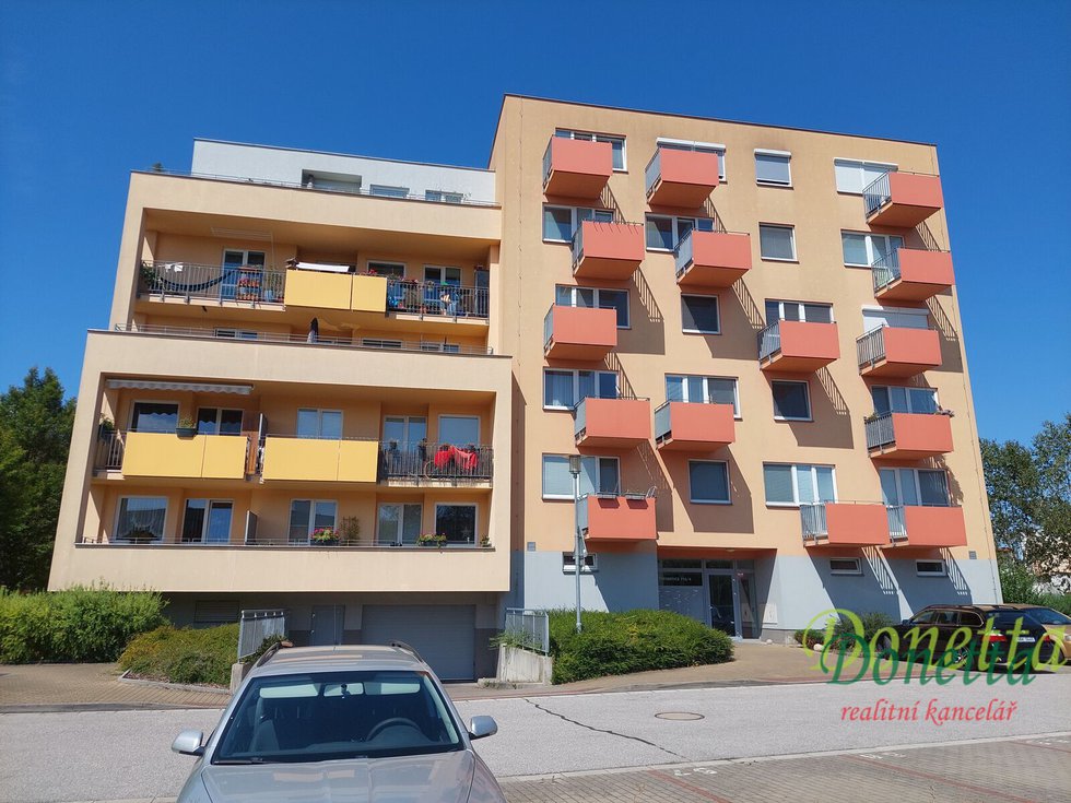 Pronájem bytu 1+kk, garsoniery 43 m², Hradec Králové