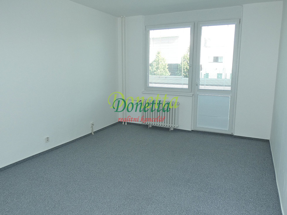 Pronájem bytu 2+1 62 m², Hradec Králové