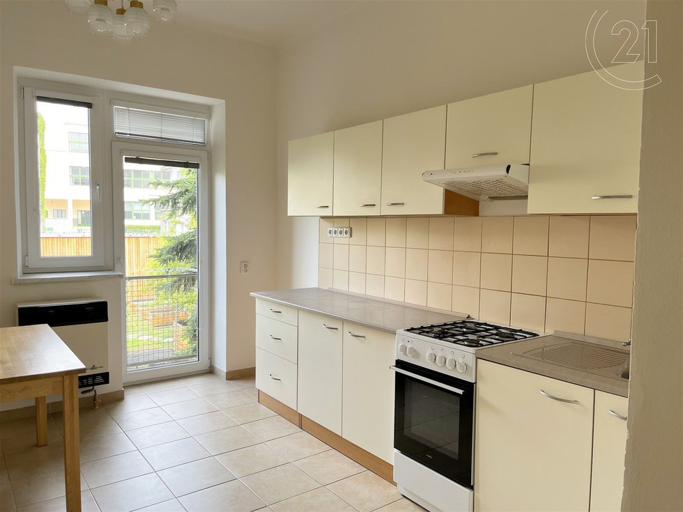 Pronájem bytu 3+1 74 m², Brno