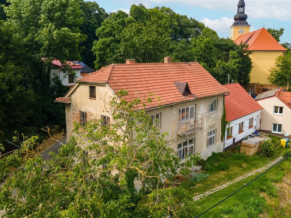 Prodej kanceláře 228 m², Klobouky u Brna