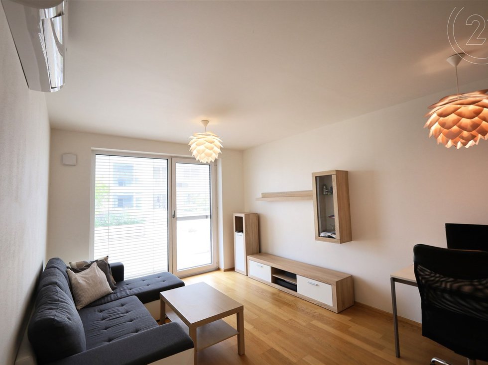 Pronájem bytu 2+kk 55 m², Brno