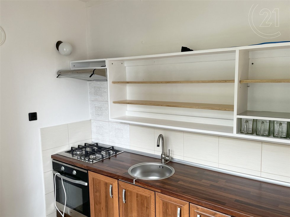 Pronájem bytu 3+1 67 m², Brno