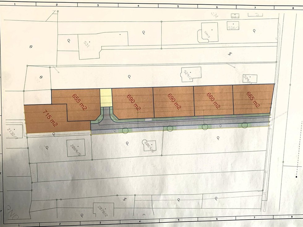 Prodej stavební parcely 5400 m², Dyje