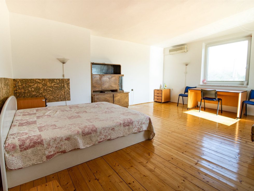 Pronájem bytu 1+kk, garsoniery 40 m², Újezd u Brna