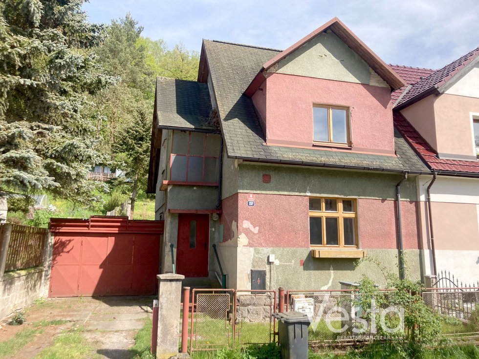 Prodej rodinného domu 150 m², Děčín