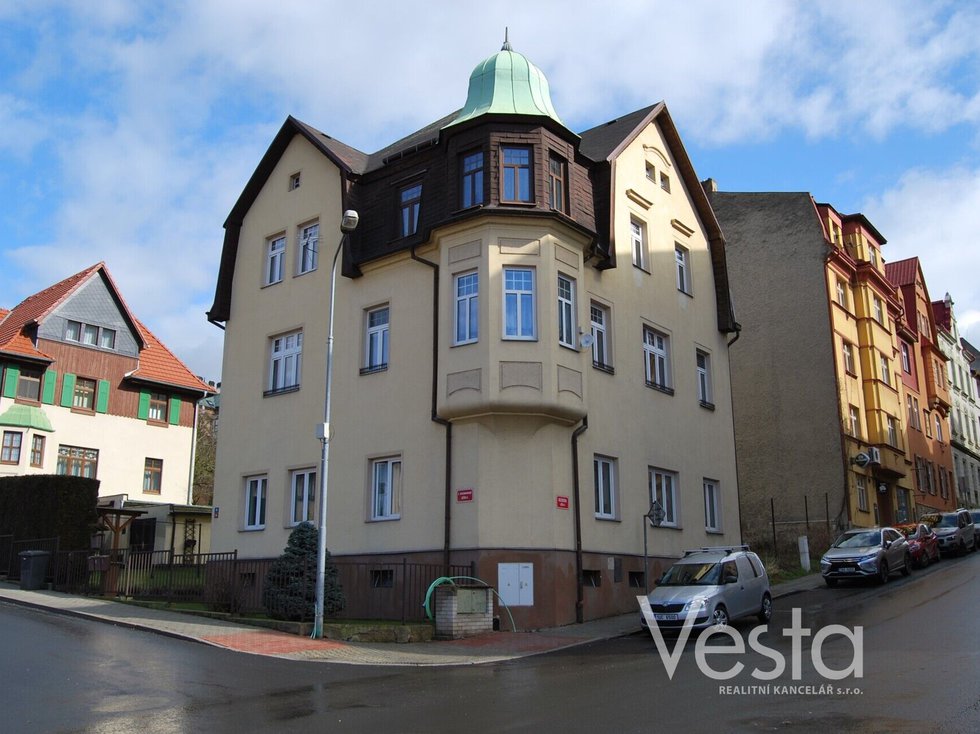 Pronájem bytu 1+1 37 m², Děčín
