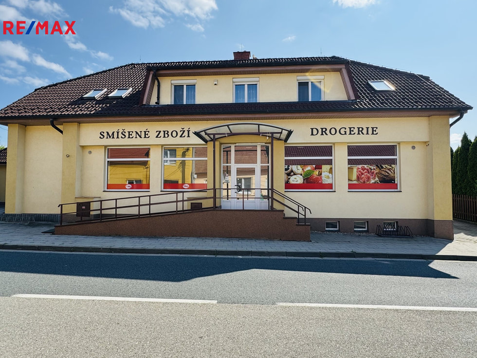 Pronájem obchodu 156 m², Nemojany