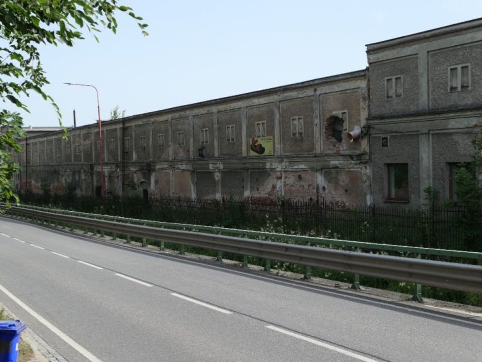 Prodej budov ke skladování v Bukovici, okres Nácho